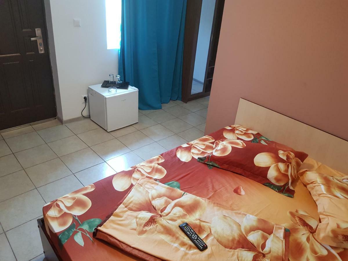 מלון קורבו Cazare Balliu מראה חיצוני תמונה